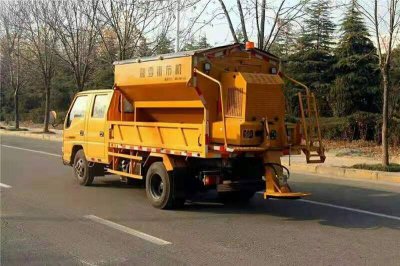 3方撒布機 融雪劑撒布機 工業鹽撒布機